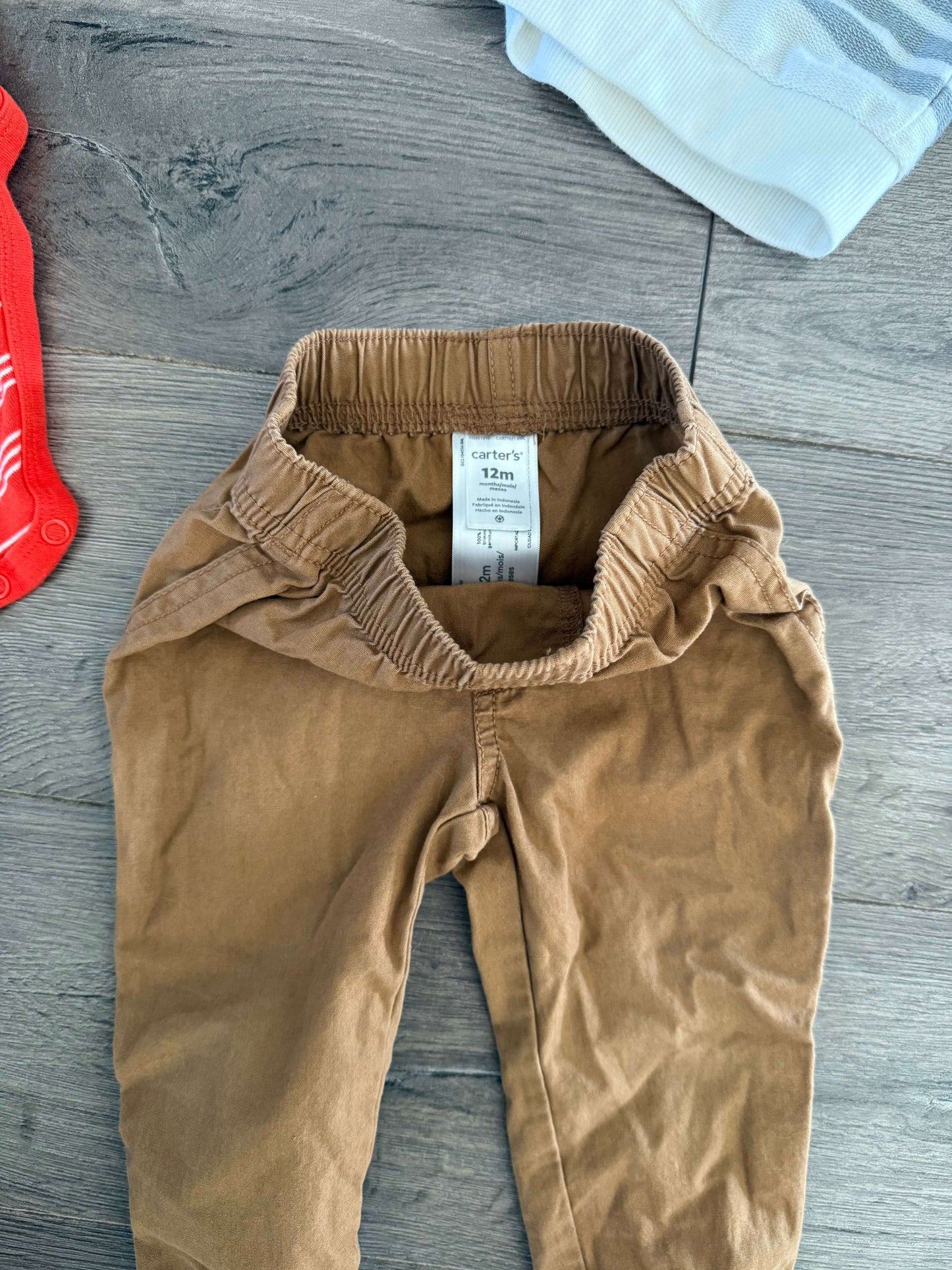 12m Carters Bundle: Pants, Pullover Sweater, Onesie, Kids 12 Month (9-12M)