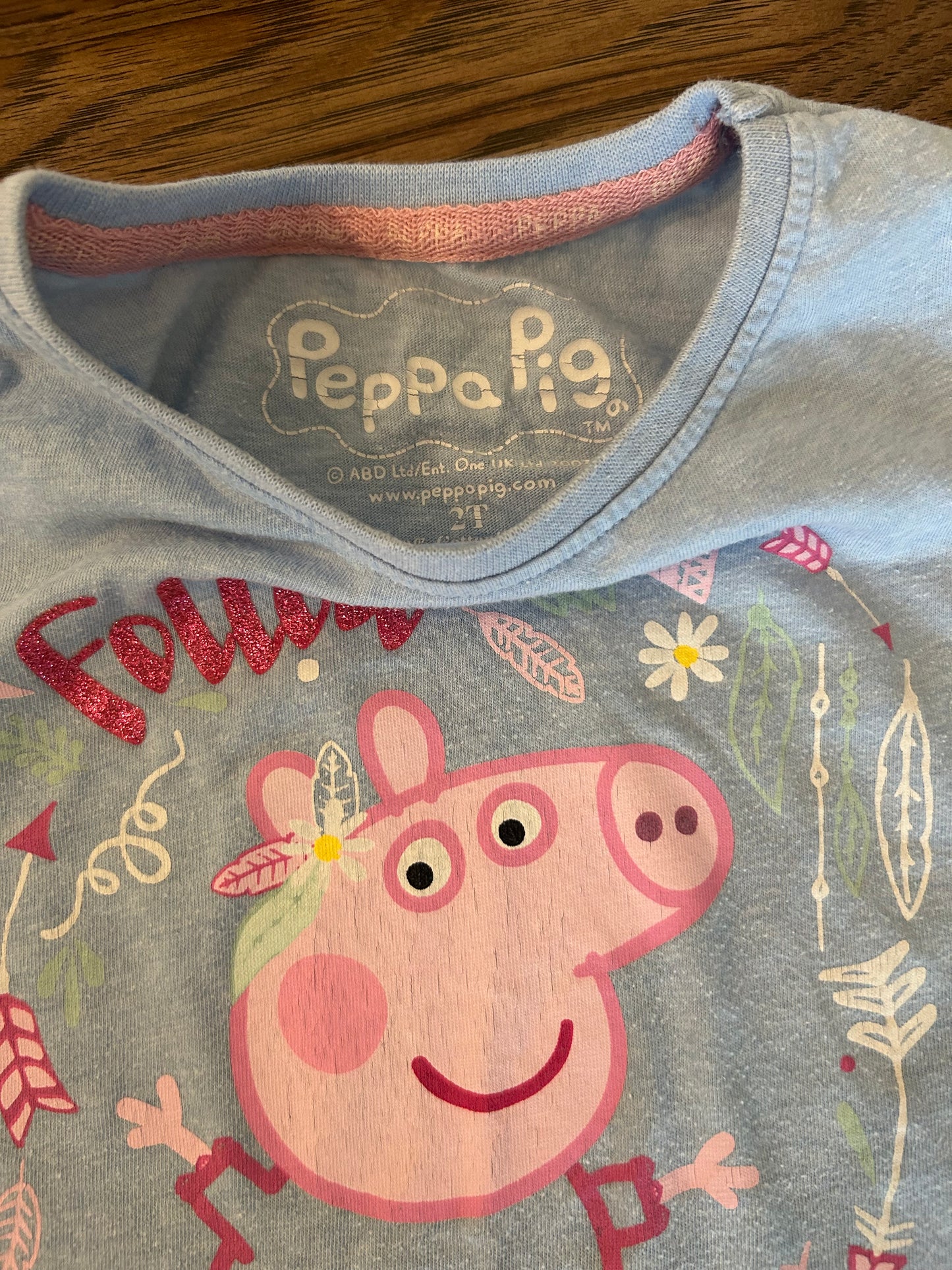 Peppa Pig tshirt 2T + Look & Find Book, Kids 2T