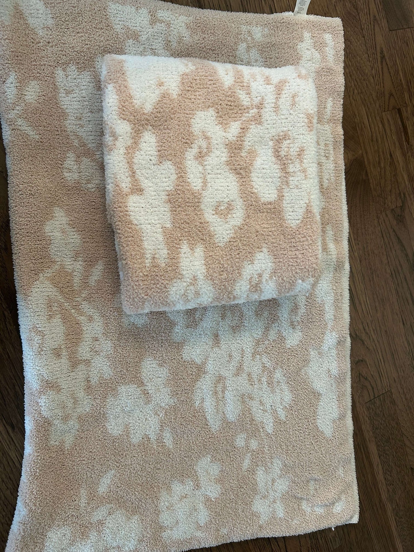 2 x Matching Baby Blankets - Peachy pink & cream