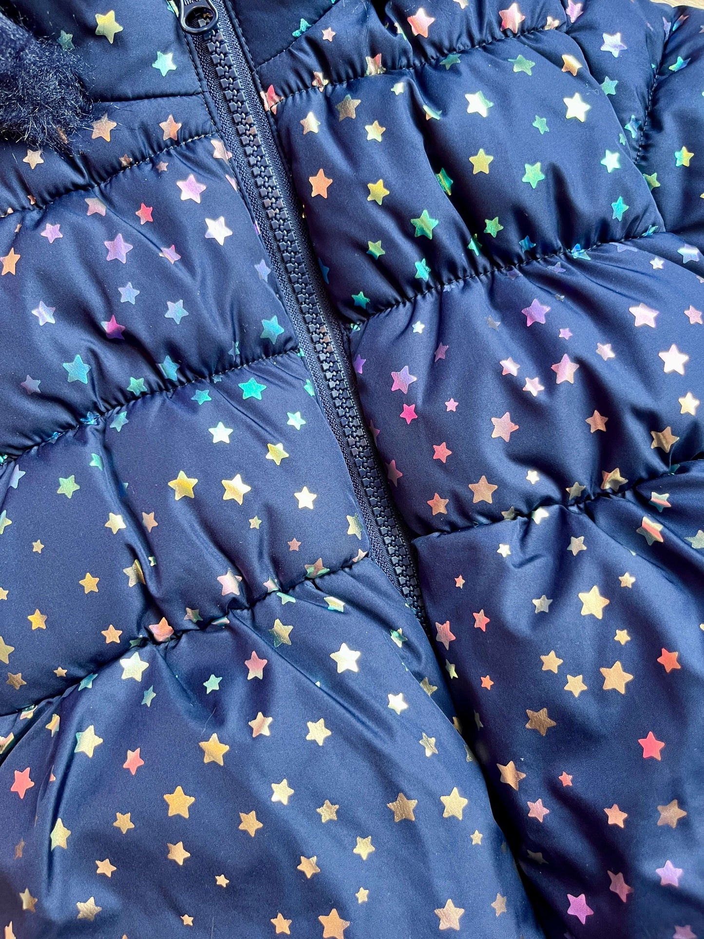 BNWOT - Adorable Rainbow Star Puffer Jacket, Kids 12 Month (9-12M)