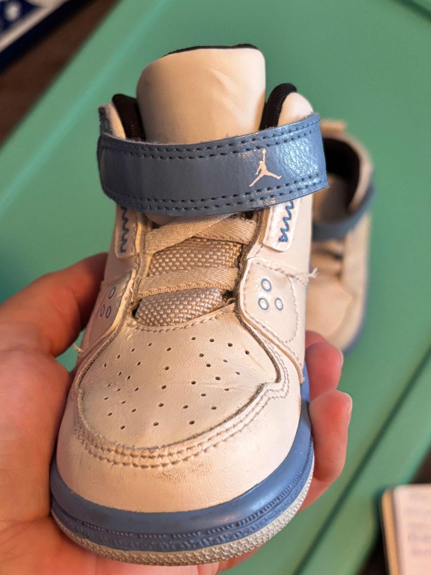 Velcro Jordan high tops , Shoes 9 (Toddler:2-4yr)