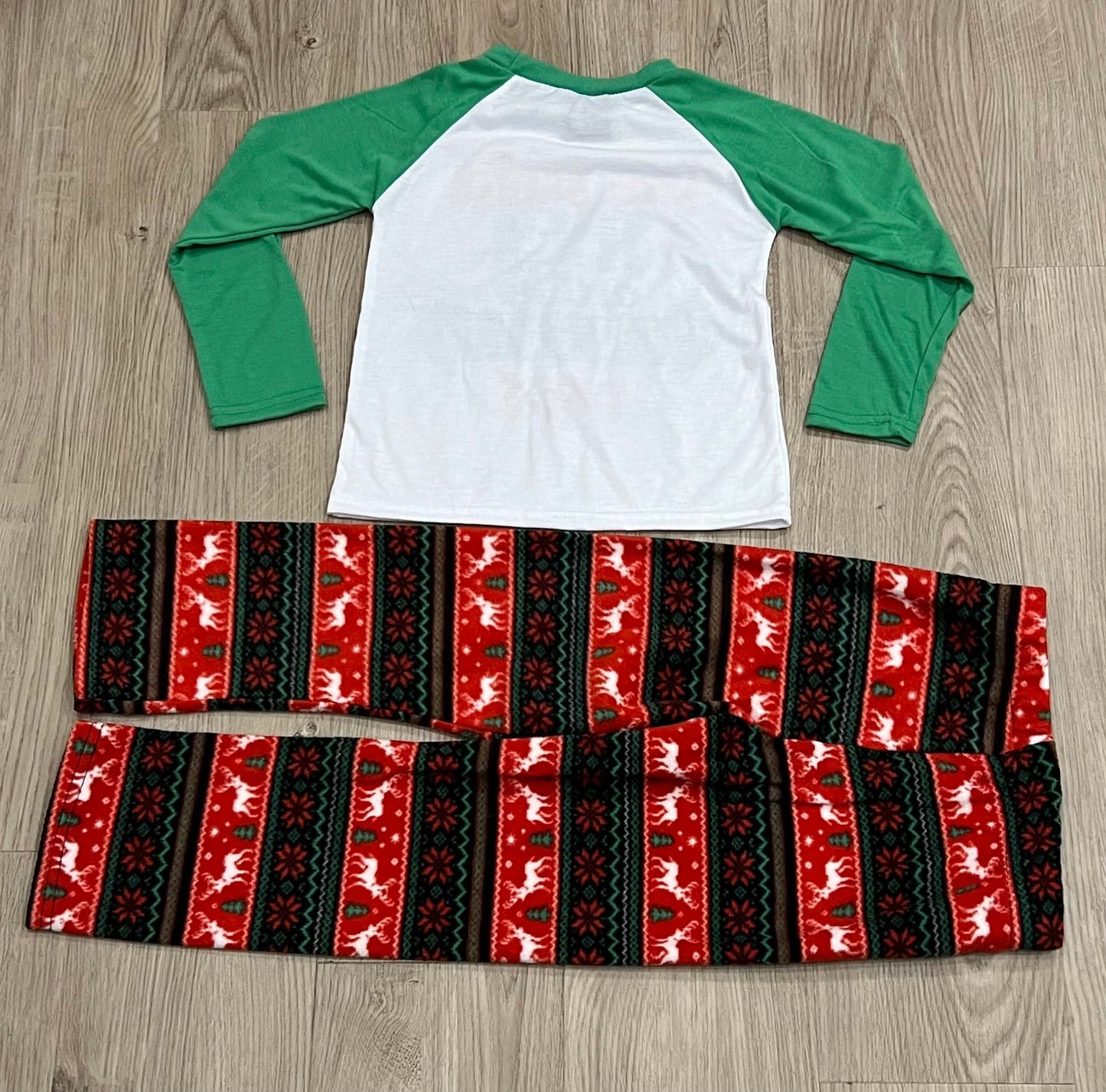 Boys Christmas Pajamas “Dear Santa, They are the Naughty Ones” - L/S shirt & fleece pants, size 4/5 Very Good Used Condition (VGUC), Kids 4/4T