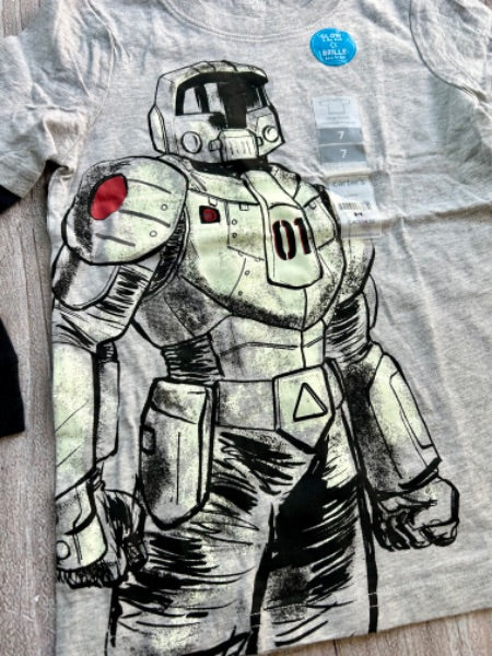 Carter’s size 7 boys Storm Trooper long sleeve top, new with tags, Kids 7 & 8 (small)