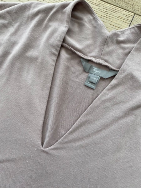 Thyme maternity top size M, Maternity M (8-10)