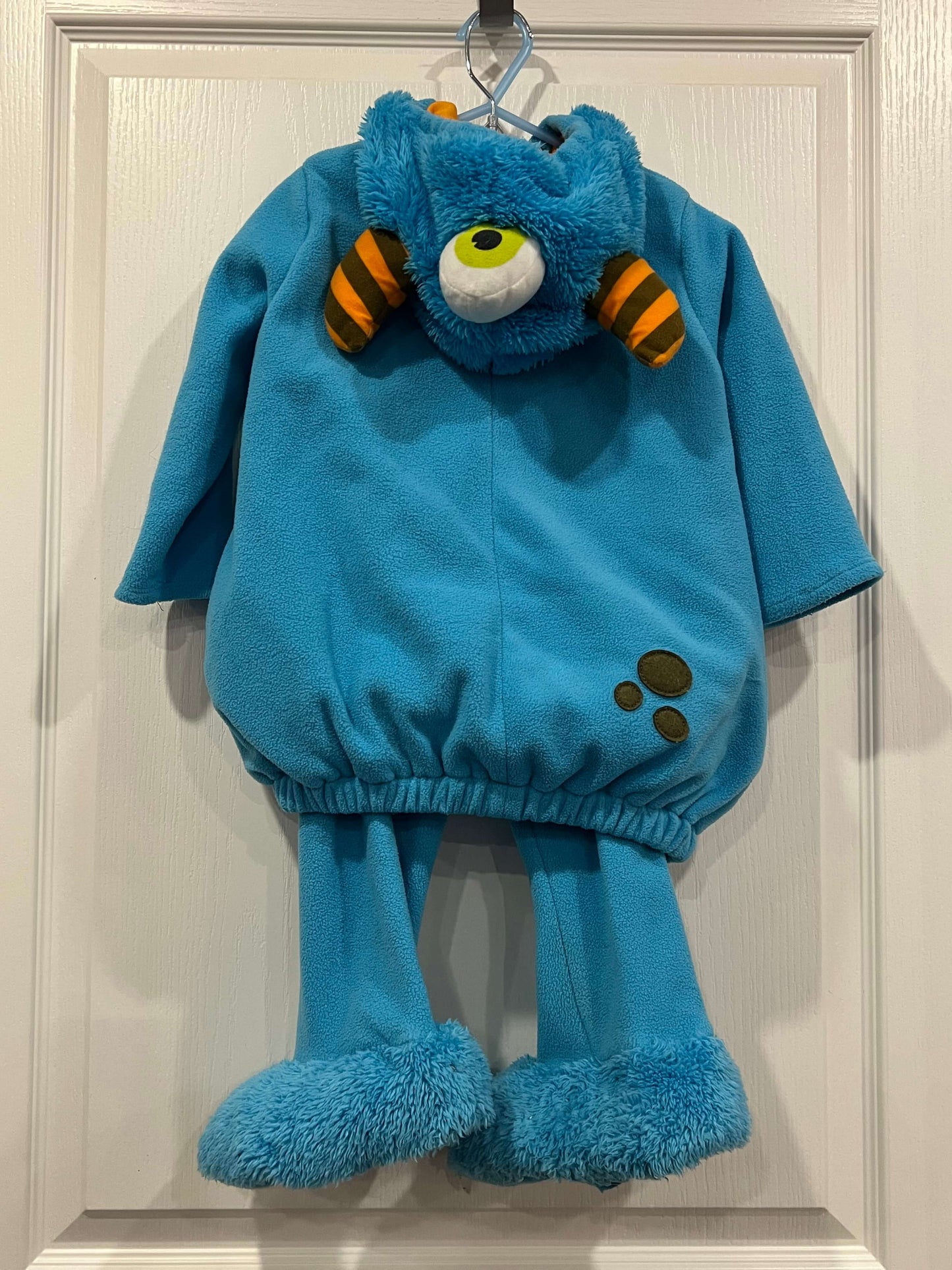 Monster Halloween Costume from Old Navy, size 2T-3T, Blue, Very Good Used Condition (VGUC), Kids 2T