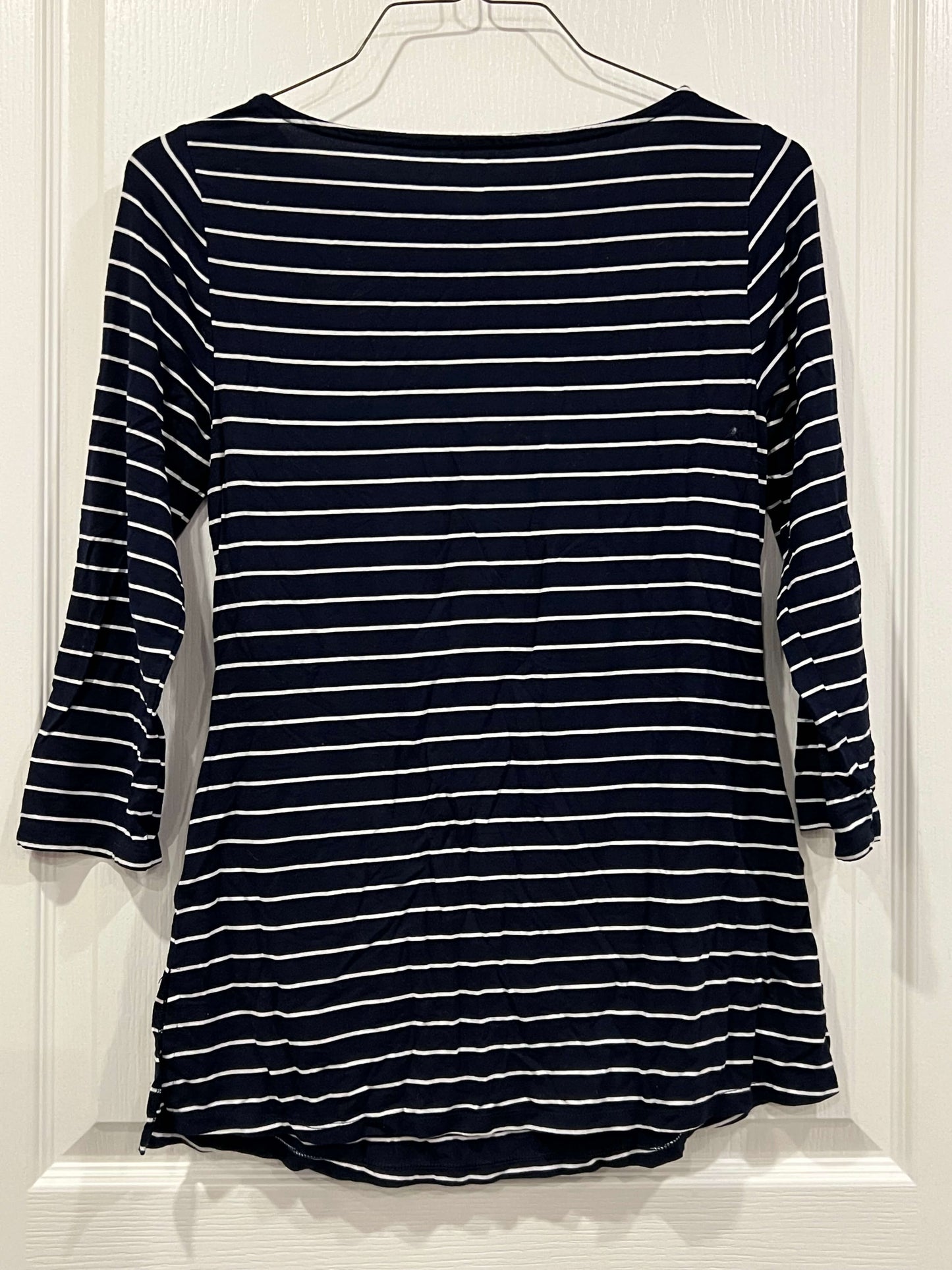 VGUC, Soft 3/4 length sleeve Navy with white stripes Nursing Top from GAP, size Small (Postpartum), Maternity S (4-6)