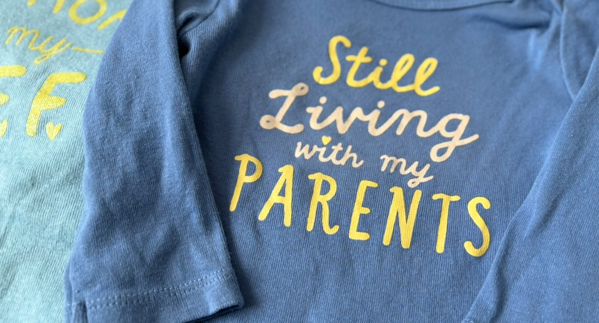 2 short sleeve & 2 long sleeve onesies 0 - 3 months, Kids 3 Month (0-3M)