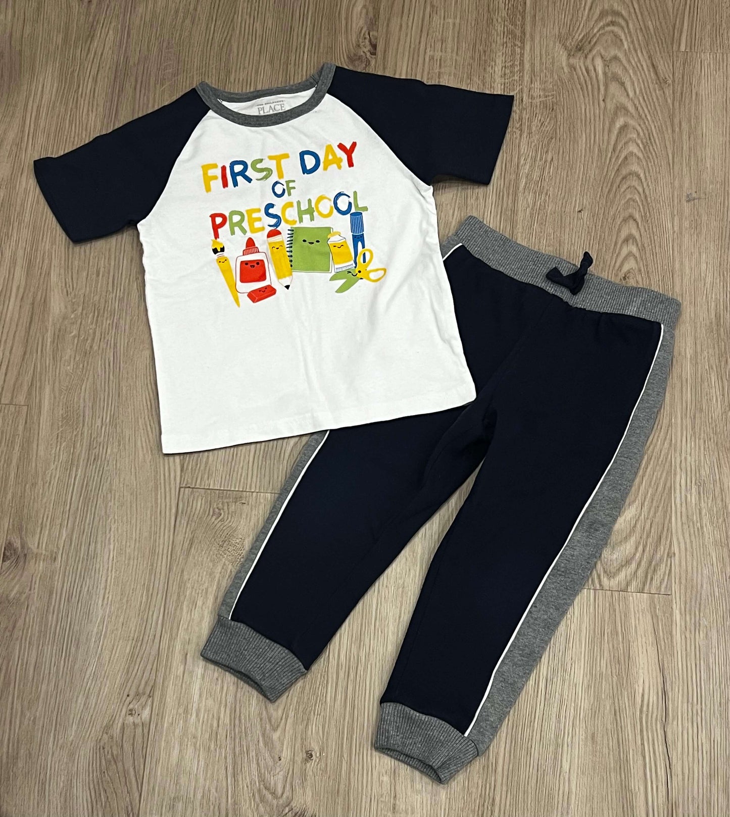 Boys First Day of Preschool Outfit from The Children's Place (TCP), size 3T, Excellent Used Condition (EUC), Kids 3T