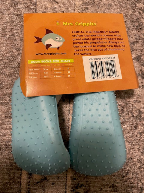 Mrs. Grippits walking socks - NWT, size 7, Shoes 7 (Walkers:12-24 mth)