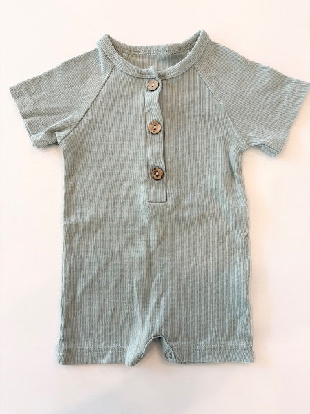 Shorts Romper 3-6m (EUC), Kids 6 Month (3-6M)
