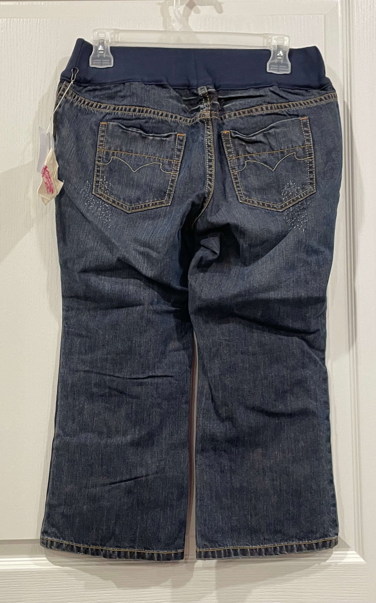 Maternity Denim Capris/Crops from Old Navy, size Small, New With Tag (NWT), Maternity S (4-6)