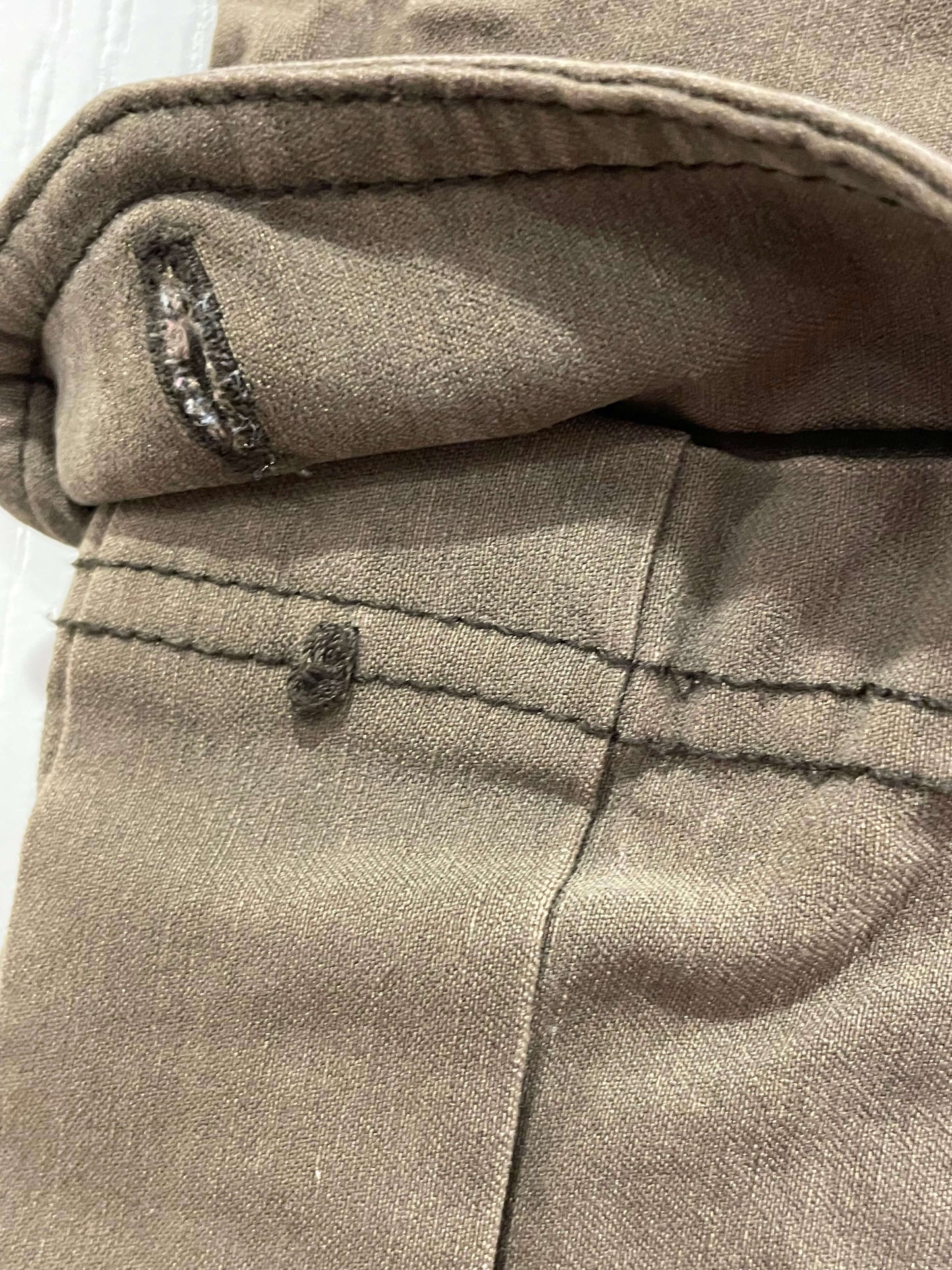Maternity Cargo Pants, Army Green, size Medium, Very Good Used Condition (VGUC), Maternity M (8-10)