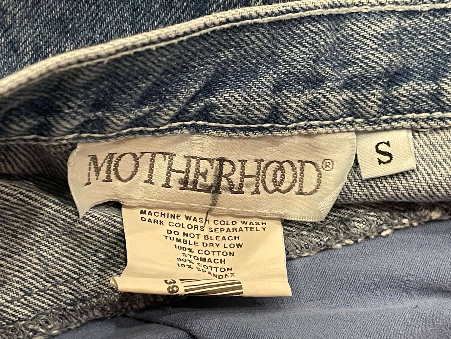 Motherhood Maternity, Denim Jean Capris/Crops, size Small, Very Good Used Condition (VGUC), Maternity S (4-6)