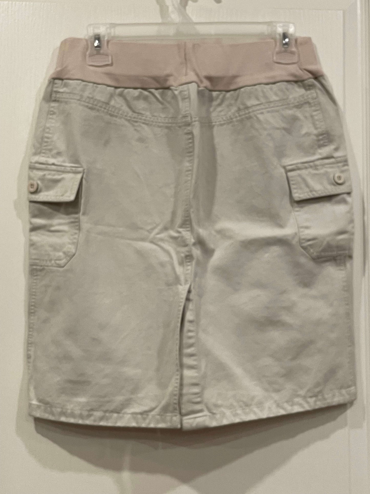 Khaki Short Cargo Maternity Skirt, size Small, Maternity S (4-6)
