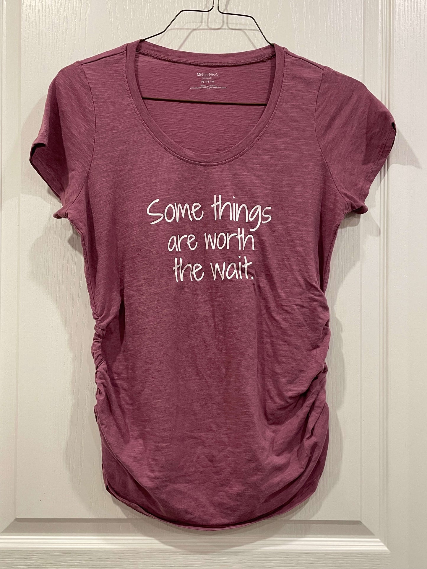 “Some Things are Worth the Wait” Pink Maternity T-shirt, size Medium, Maternity M (8-10)
