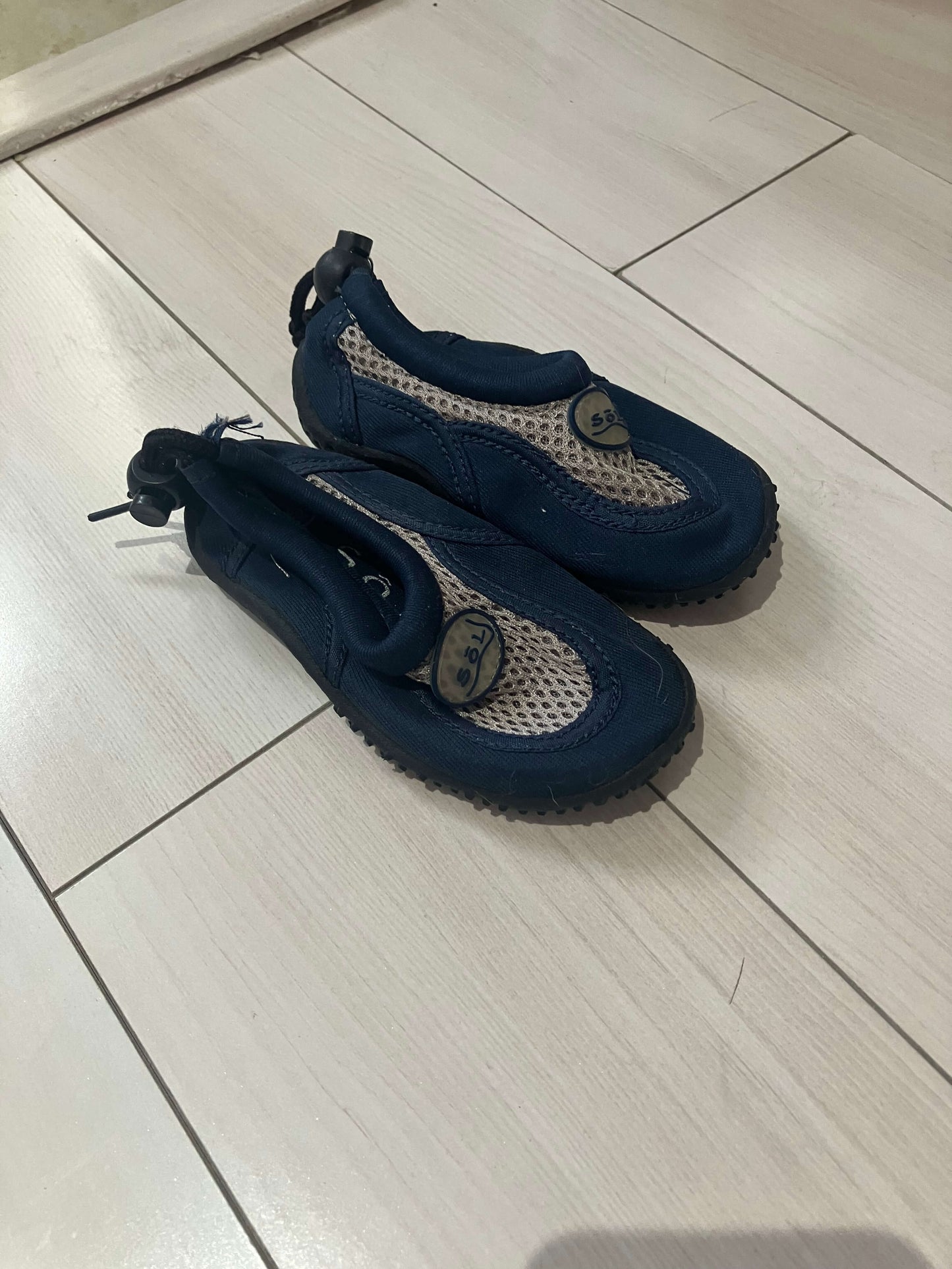Water shoes, Shoes 6 (Walkers:12-24 mth)