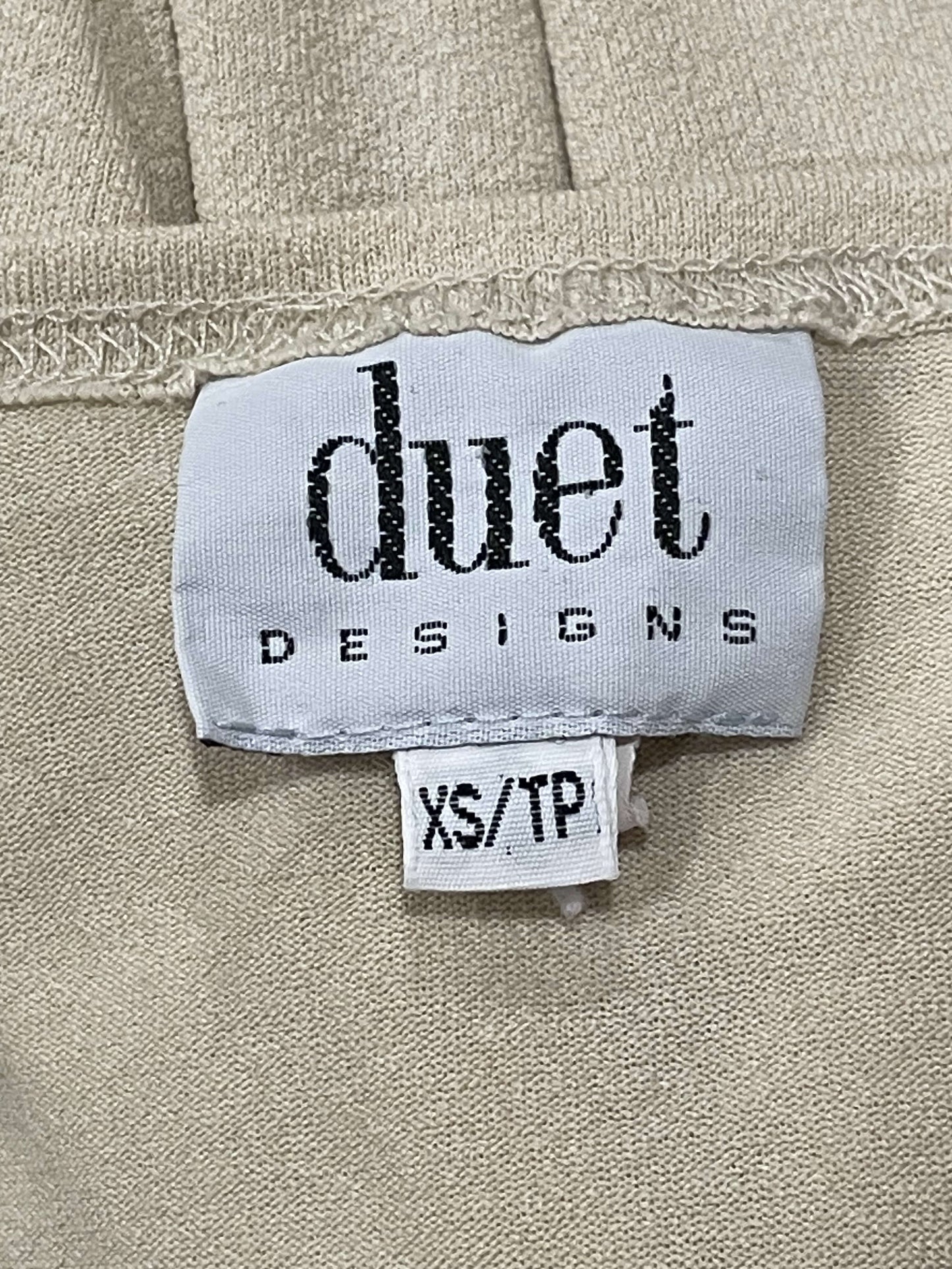 Duet Designs Maternity cream/ecru shirt, size X-Small, VGUC, Maternity XS (0-2)