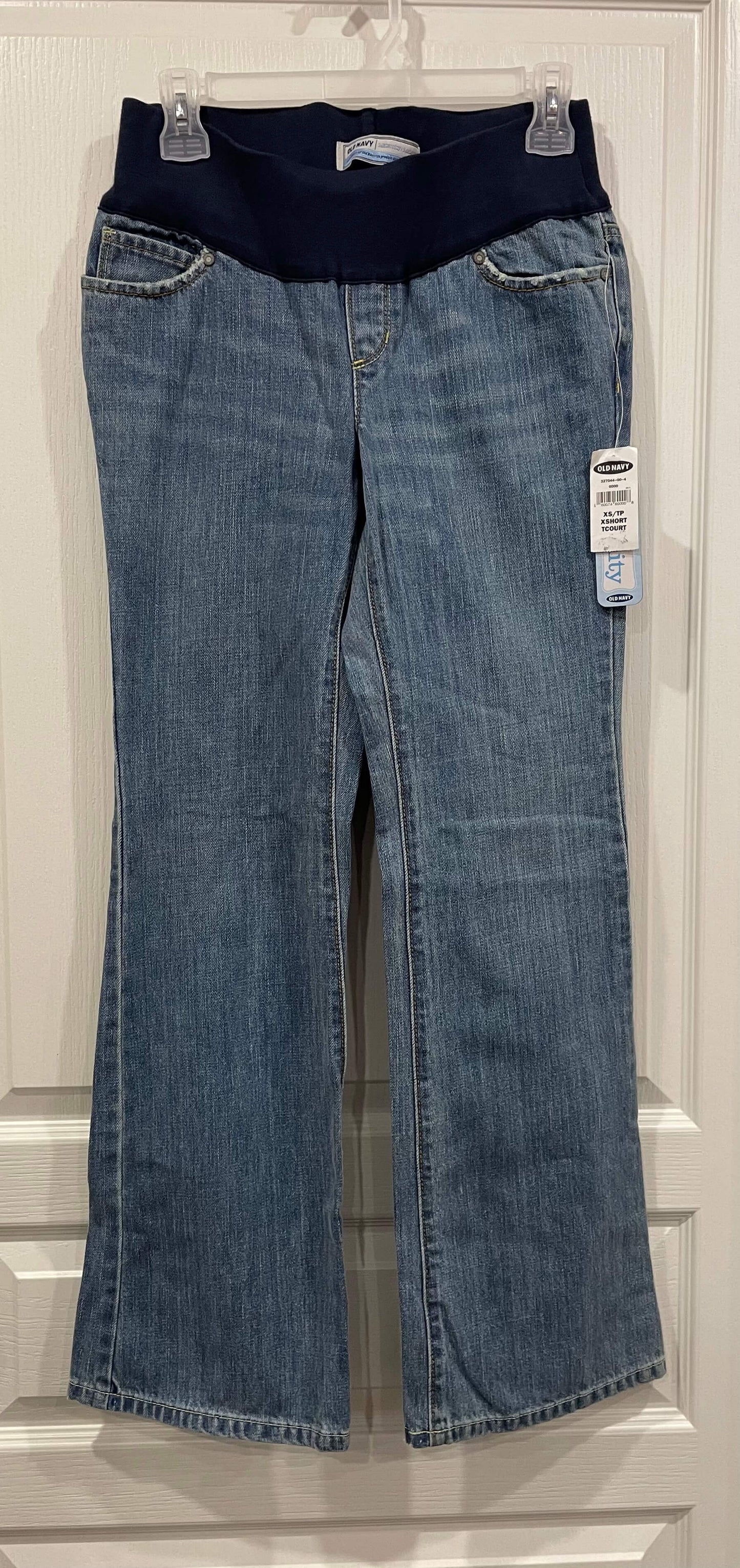 BNWT, Old Navy Maternity Jeans, size X-Small, Maternity XS (0-2)