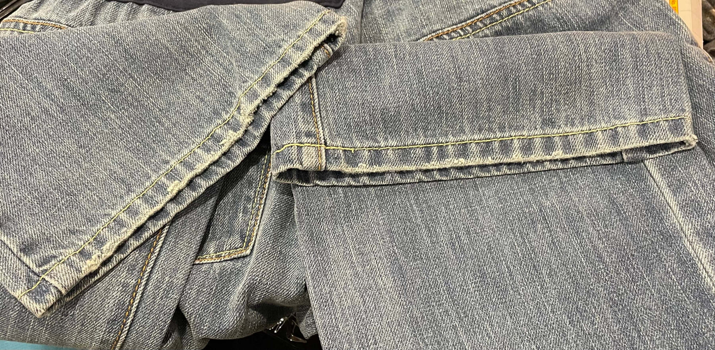 BNWT, Old Navy Maternity Jeans, size X-Small, Maternity XS (0-2)
