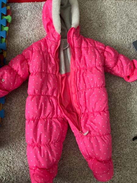 Snowsuit 6-9 months, Kids 9 Month (6-9M)
