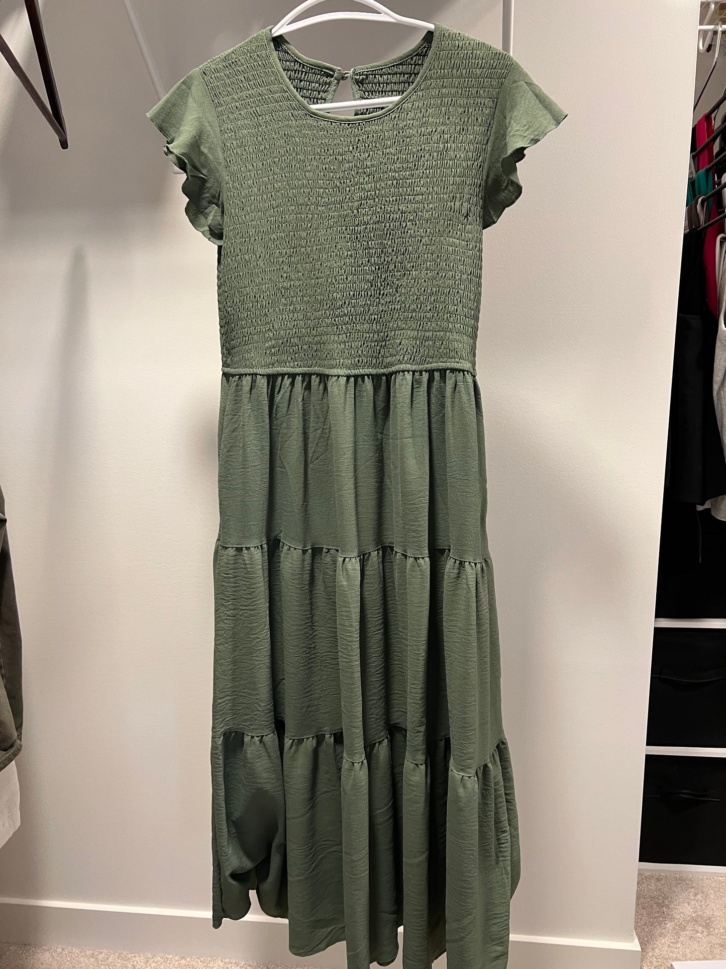Green maxi dress with tiered skirt, Maternity S (4-6)