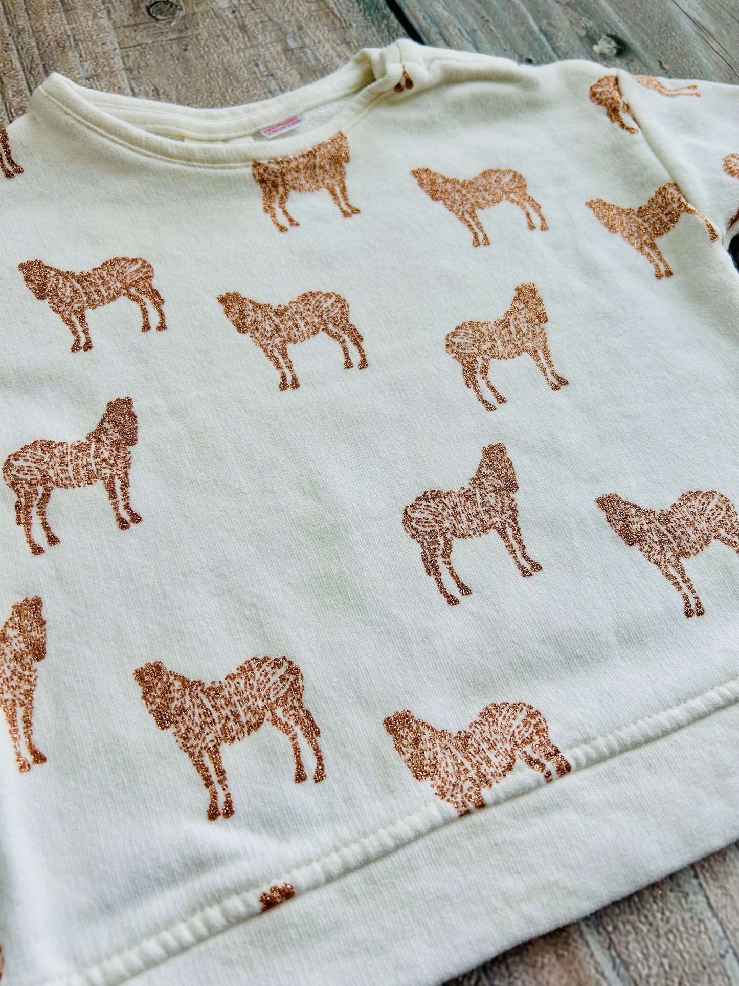Zara Baby size 2-3yrs rose gold sparkly zebra french terry sweater top, like new, Kids 3T