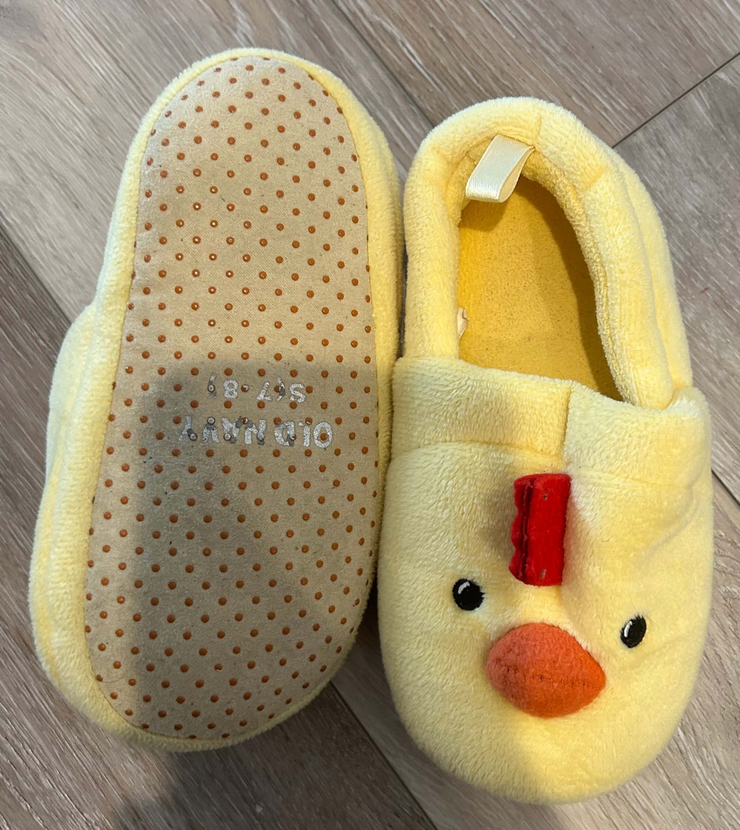 Old Navy Chicken Slippers, Shoes 7 (Walkers:12-24 mth)