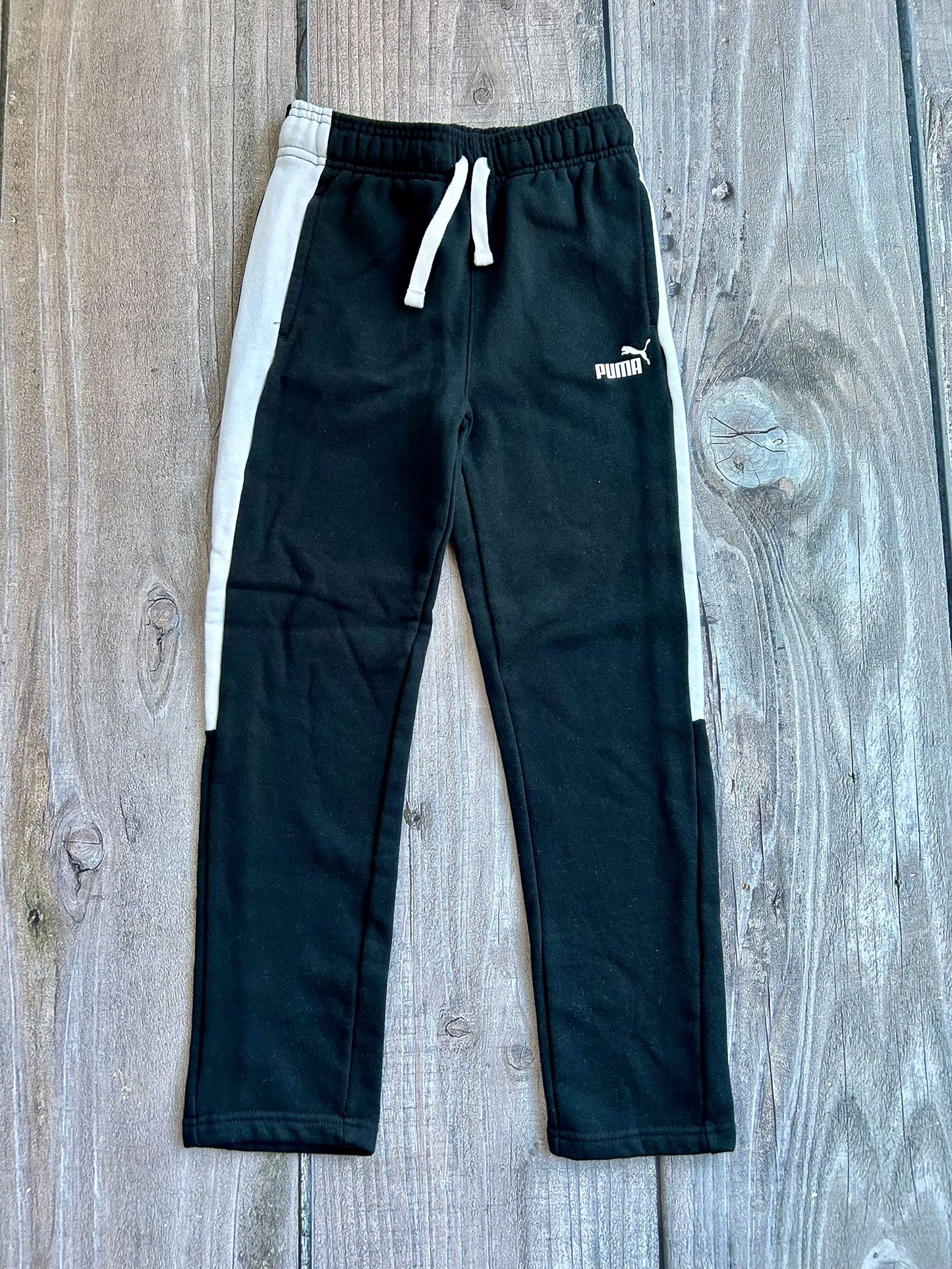 Puma size 10/12yrs boys athletic lightly lined sweatpants, sweats, athletic joggers, like new, Kids 10 (medium)