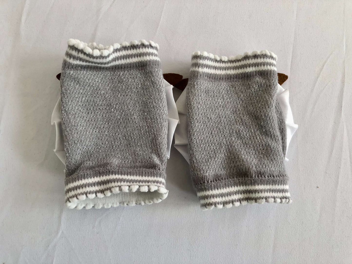 Silicone Teething Bracelet & Kneepads for Crawling