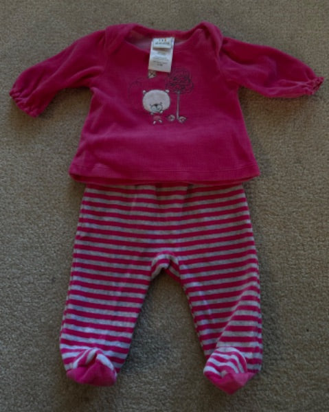 Girls outfit bundle, Kids 3 Month (0-3M)