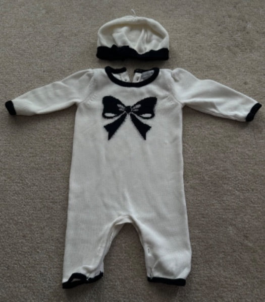 Maggie & Zoe 1 piece outfit with beret, Kids 6 Month (3-6M)