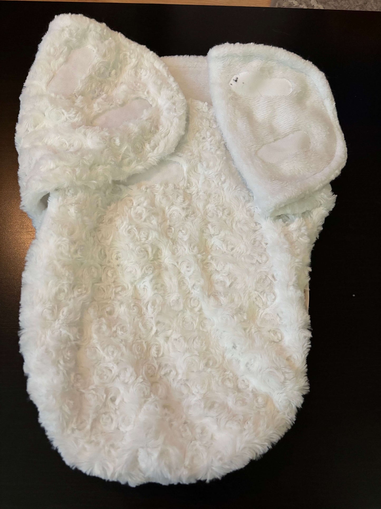 Blankets + Beyond Velcro Swaddle, 0-3 Months (Newborn)