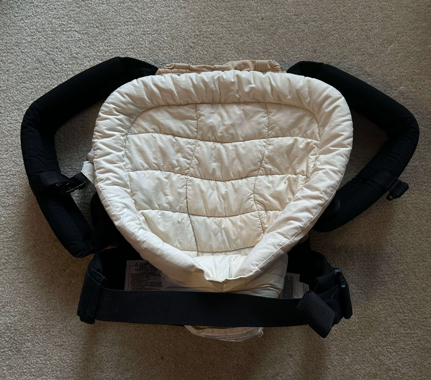 Ergobaby original carrier with infant insert