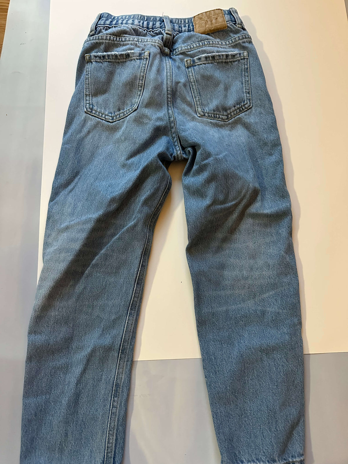 Zara "the mom fit" Jeans size 9, Kids 7 & 8