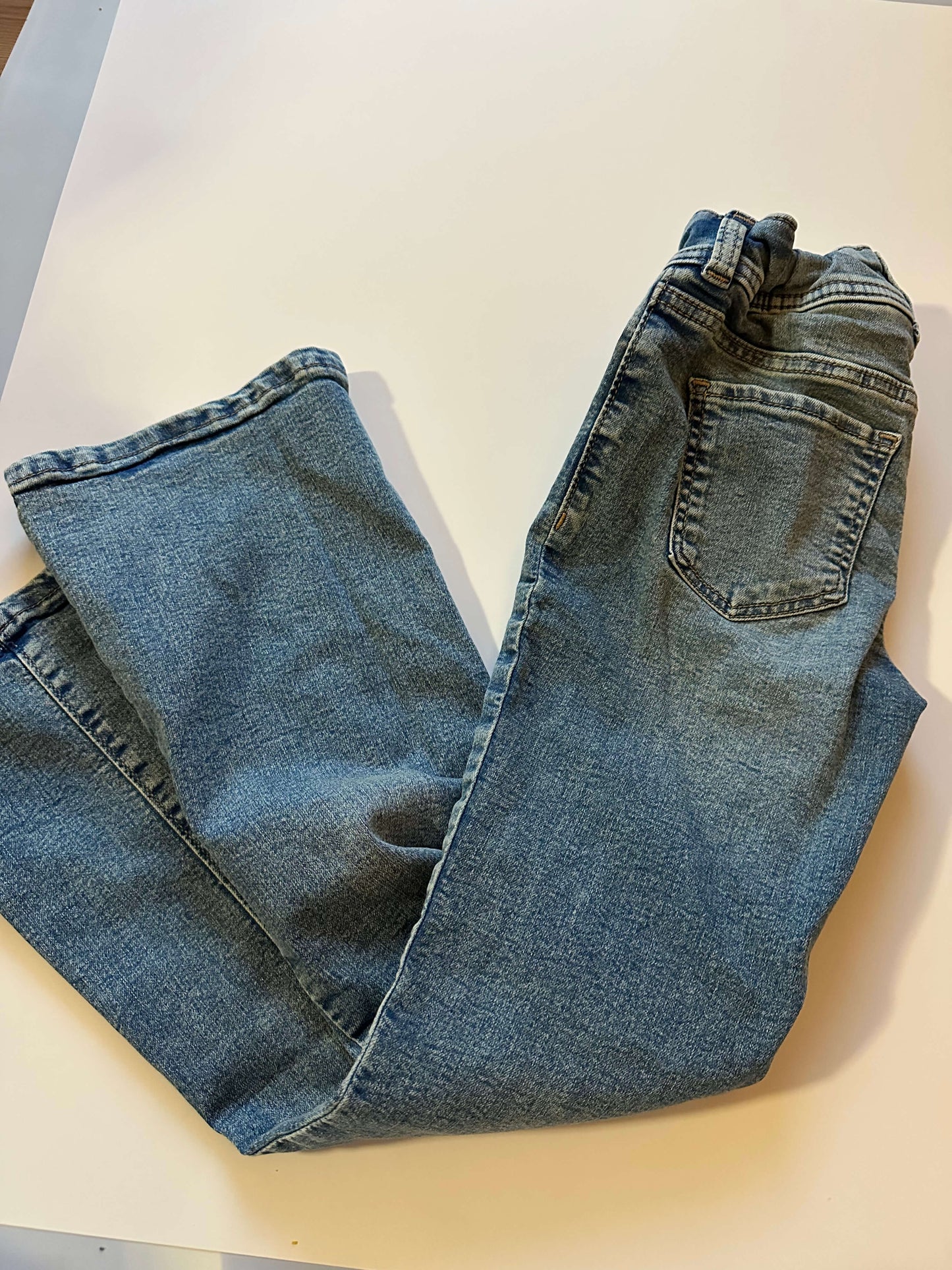 Flared Leg Jeans H&M Size 8, Kids 7 & 8 (small)