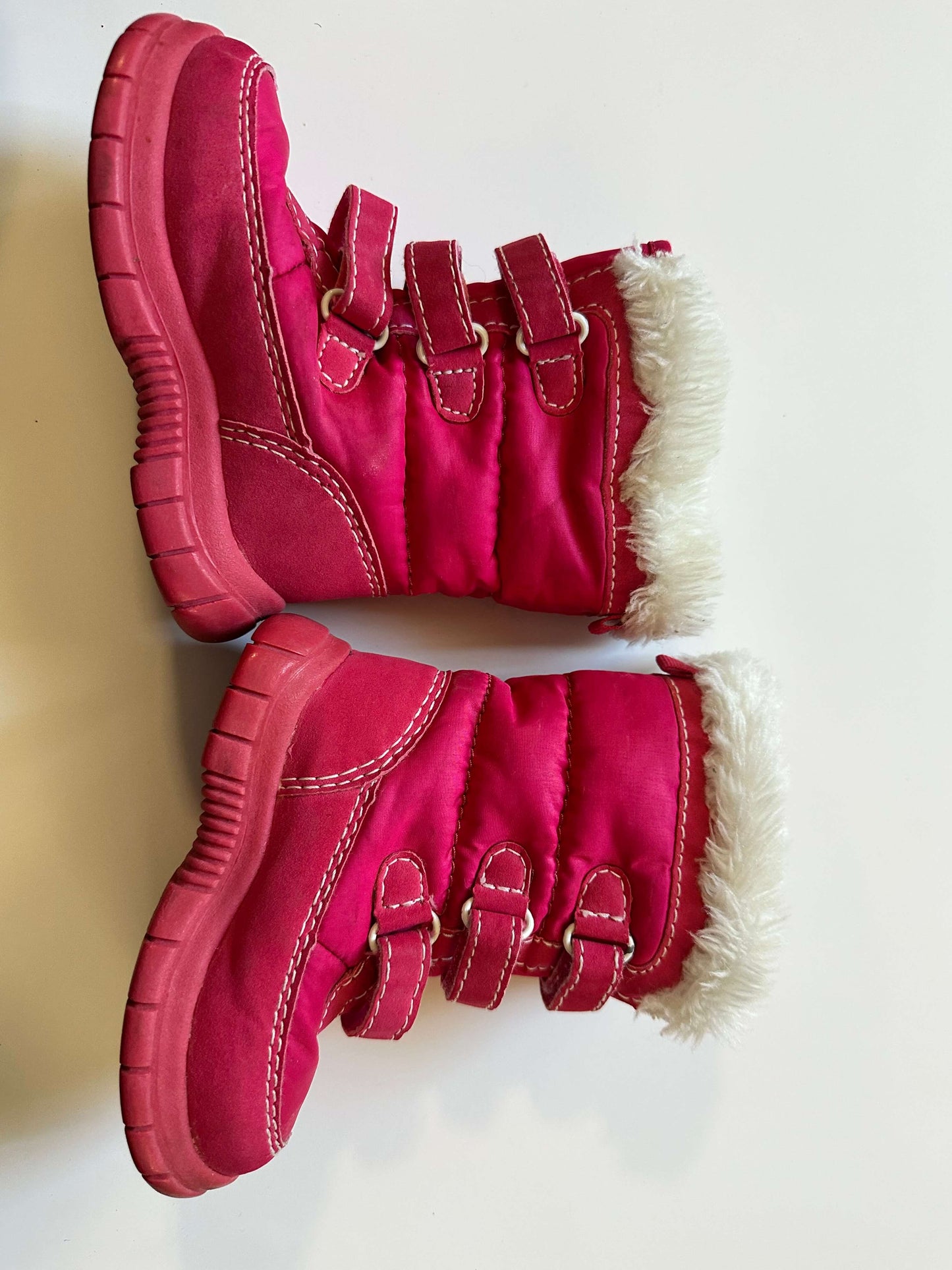 Pink Baby Gap snow boots size 5 toddler, Shoes 5 (Walkers:12-24 mth)