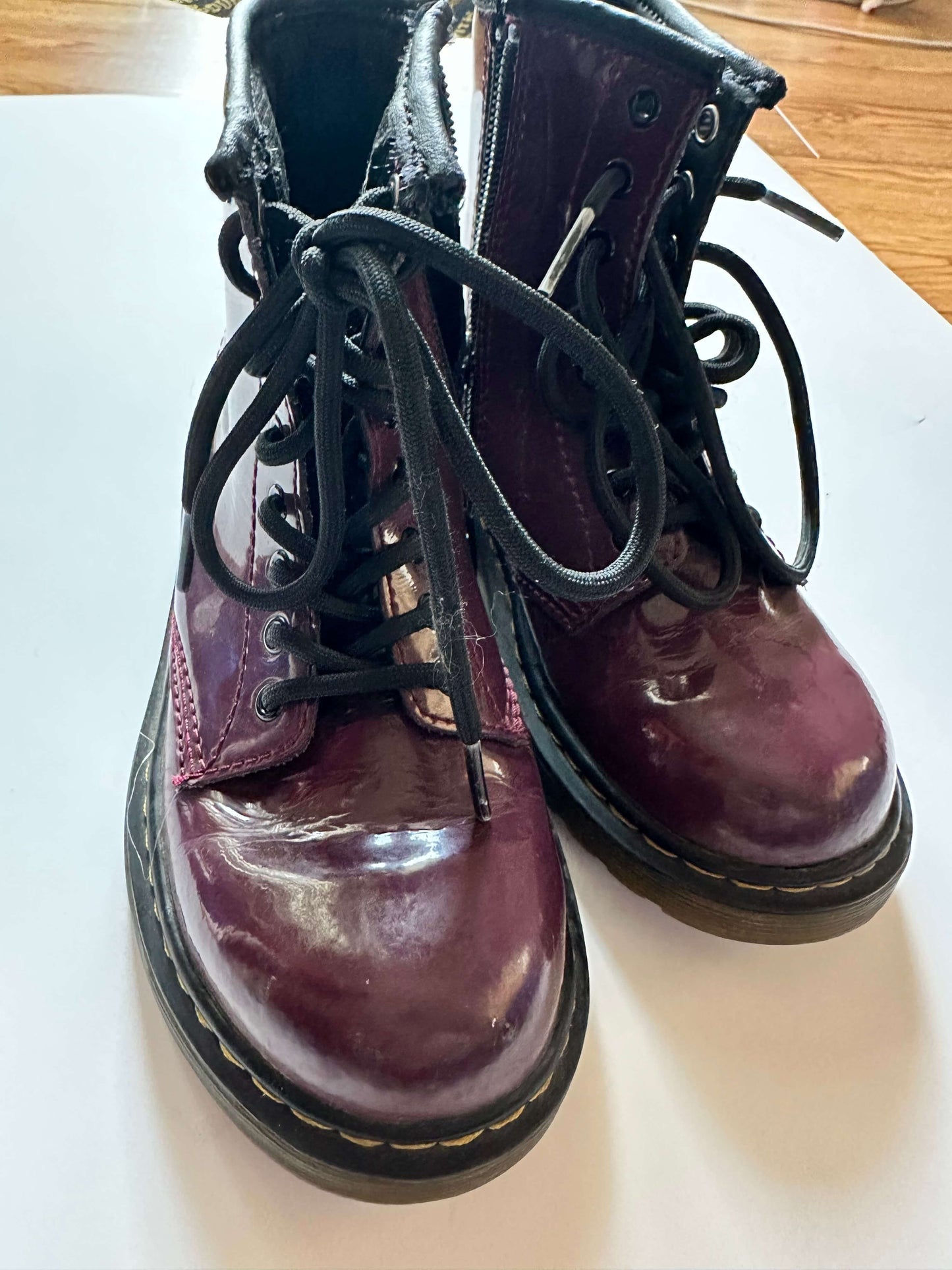 Authentic Doc Martens size 13, Shoes 13 (Kids:4-8yr)