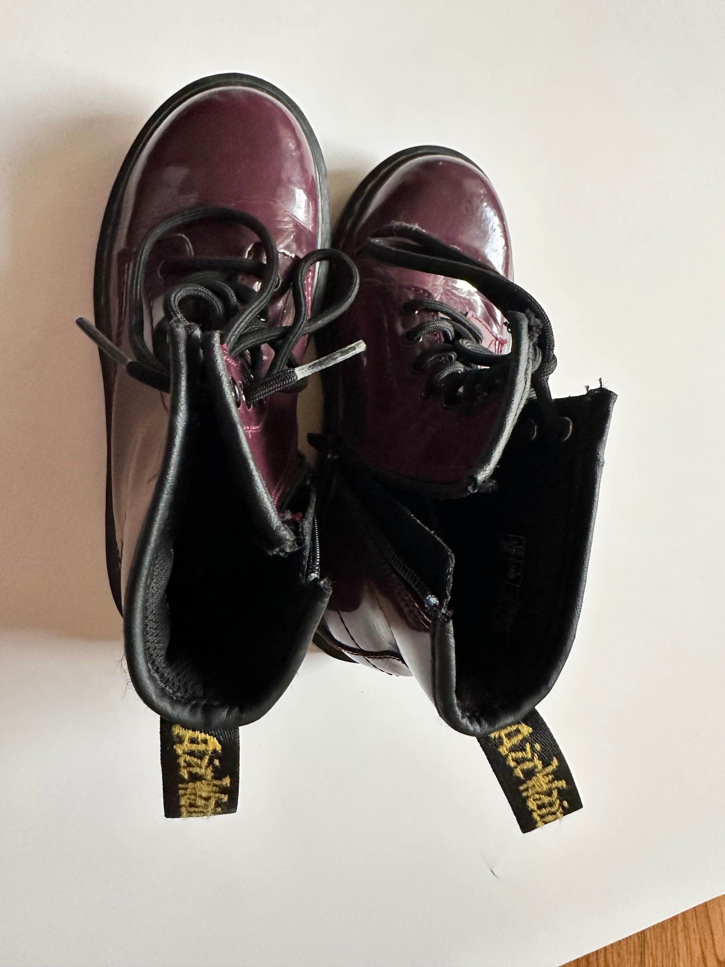 Authentic Doc Martens size 13, Shoes 13 (Kids:4-8yr)