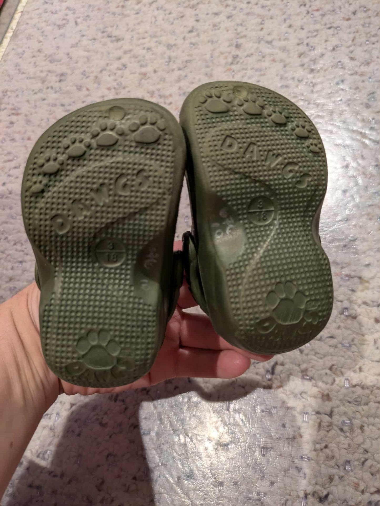 Dawgs - Size 3 infant , Shoes 3 (Baby: 0-12 mth)