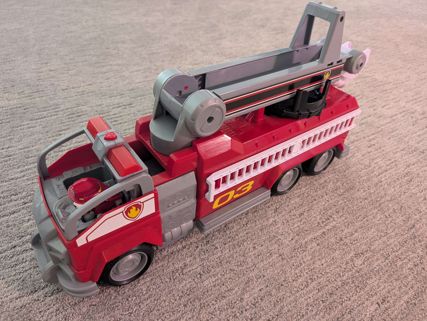 Paw Patrol Marshal Transforming City Firetruck