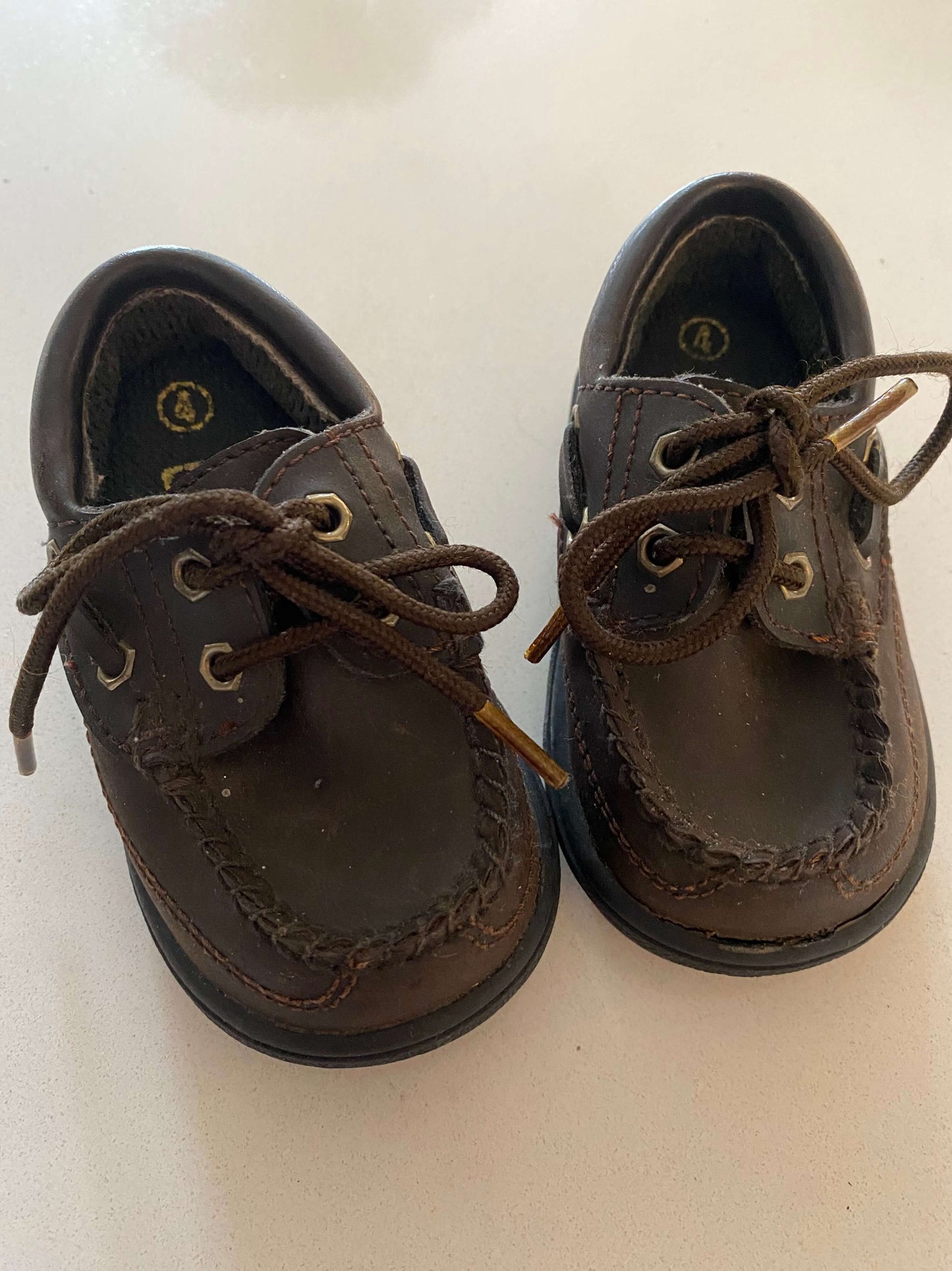 Rugged Outback loafers size 4, Shoes 4 (Baby: 0-12 mth)