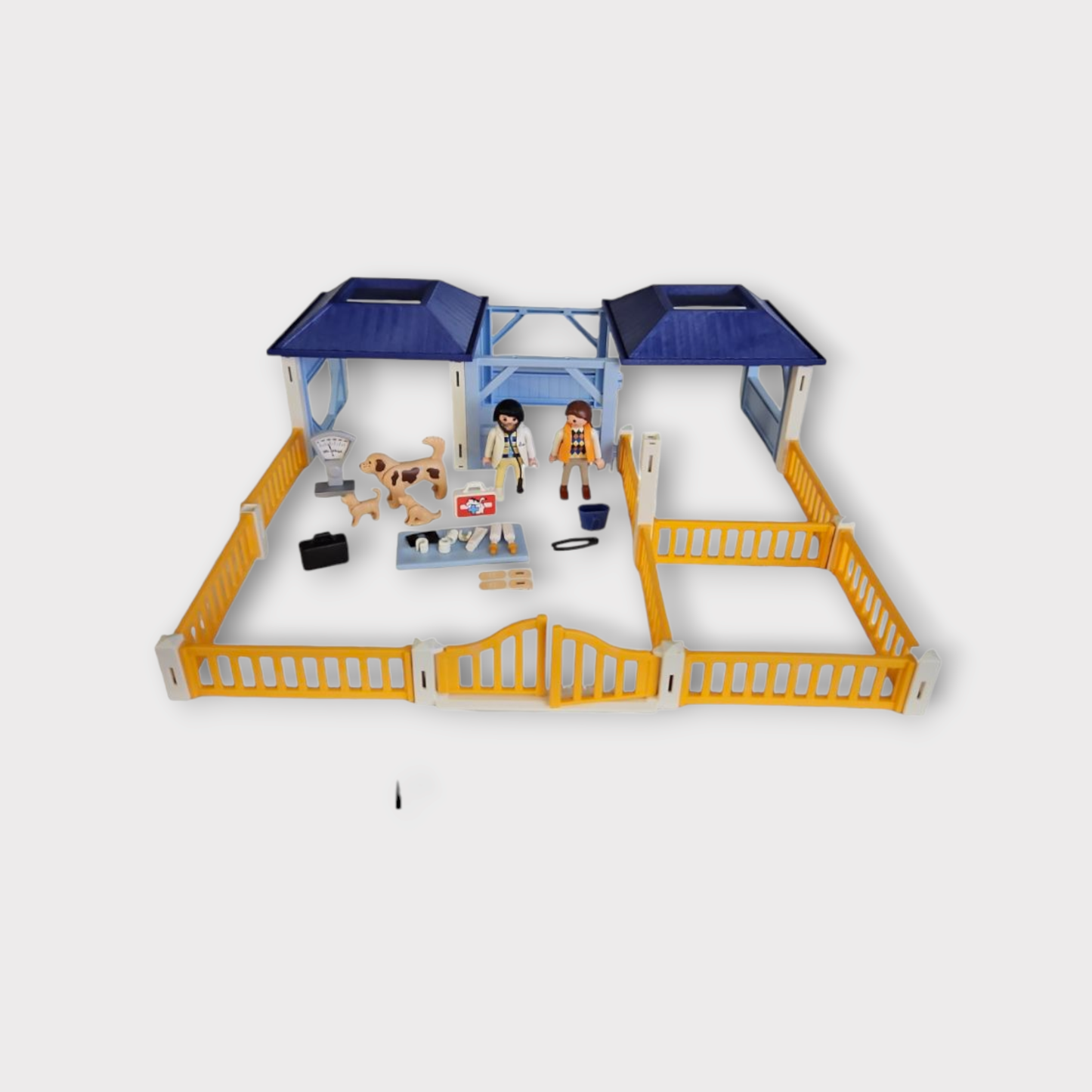 Playmobil playset animal vet center