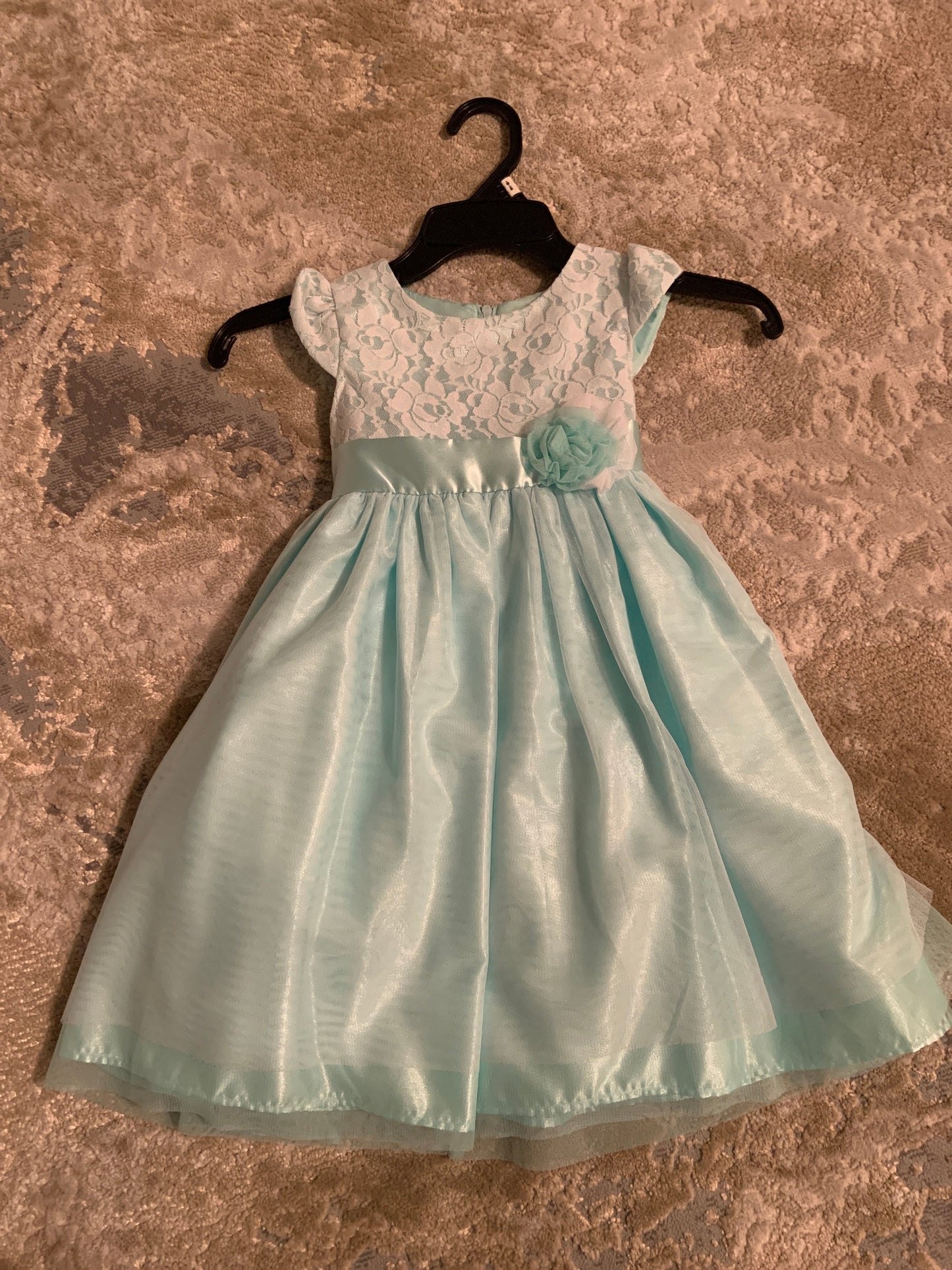 Princess faith size 4 mint/ blue tulle and lace dress, Kids 4/4T
