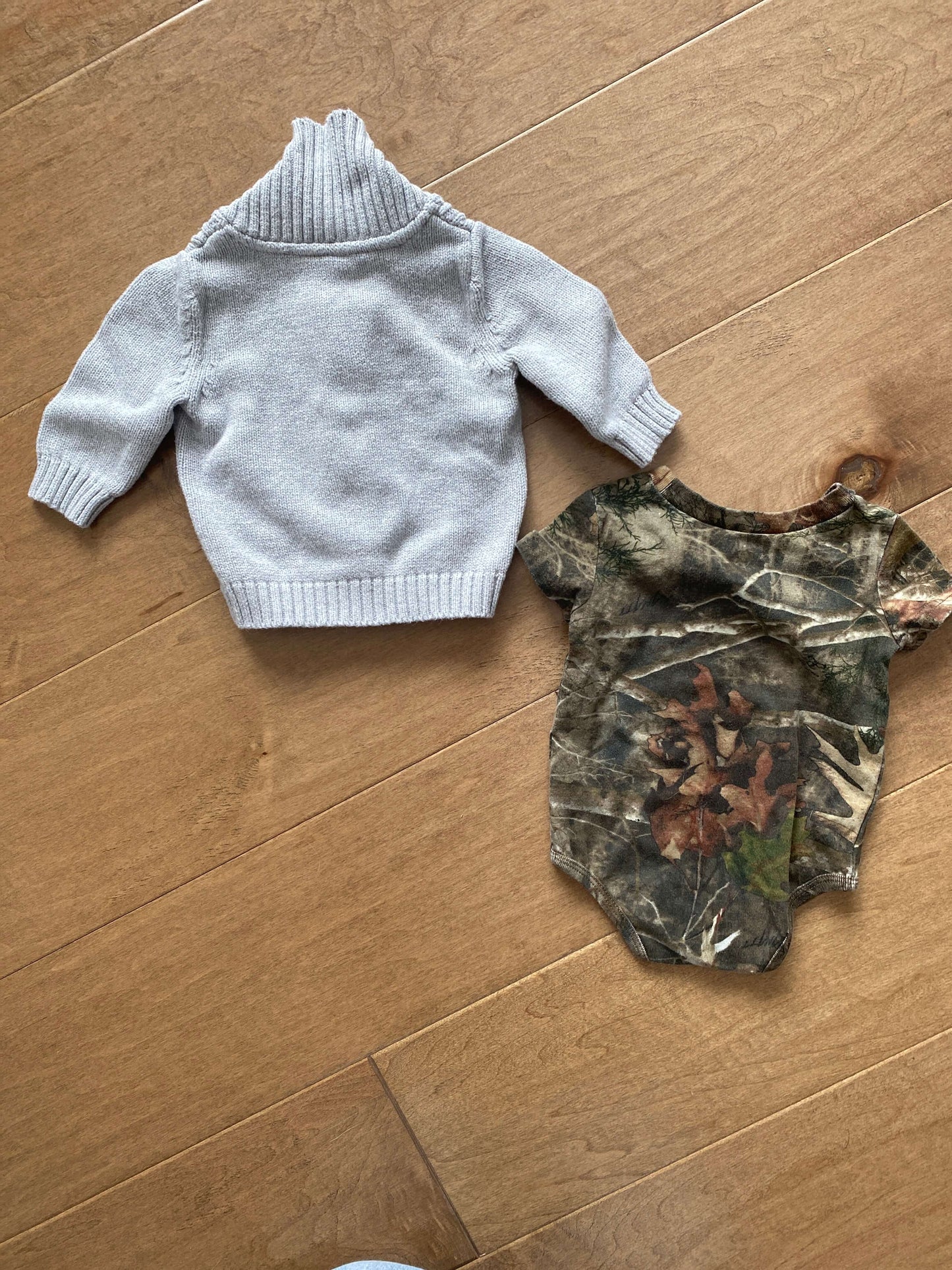 3 month camo tshirt and zip up sweater , Kids 3 Month (0-3M)