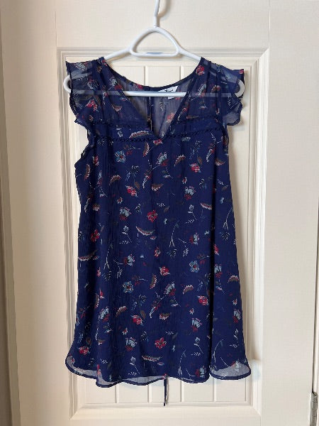 *Thyme maternity xl blue floral dress shirt like new, Maternity XL (16-18)