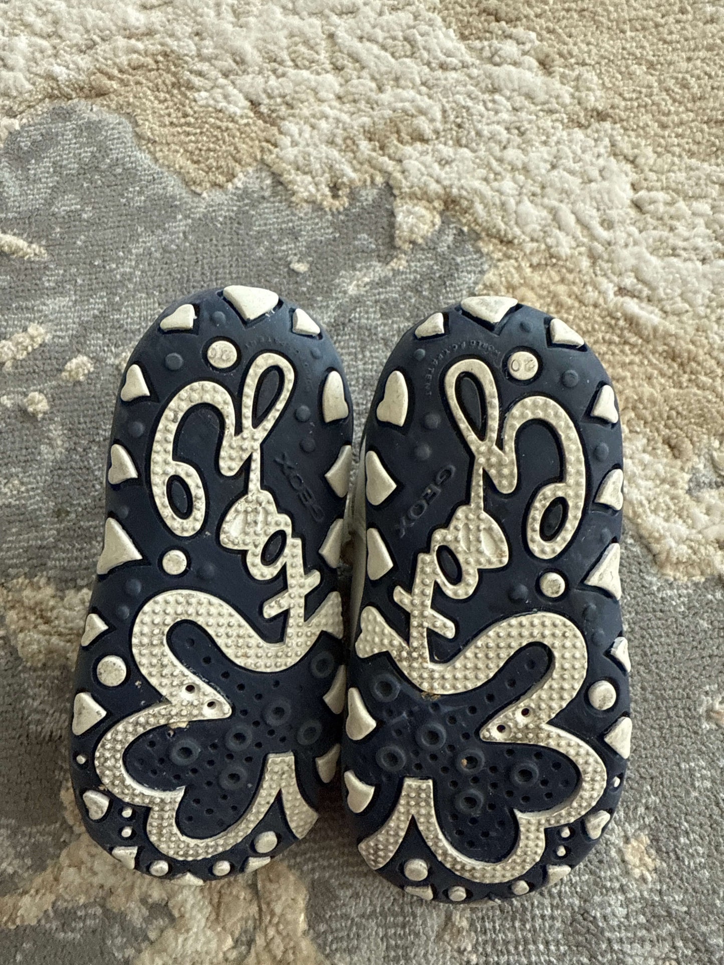 Geox size 20 (4 us) white, Navy shoes with red bow , Shoes 4 (Baby: 0-12 mth)