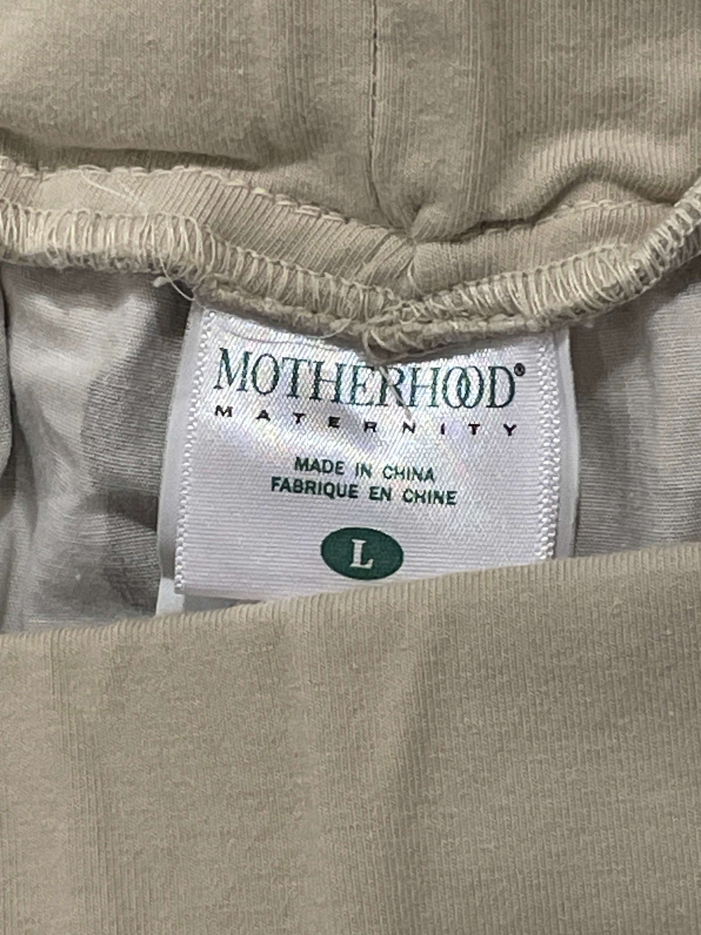 EUC, Motherhood Camo Capris, size Large, Maternity L (12-14)