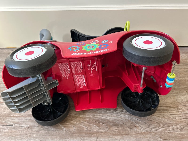 Radio Flyer Busy Buggy Ride on Toy