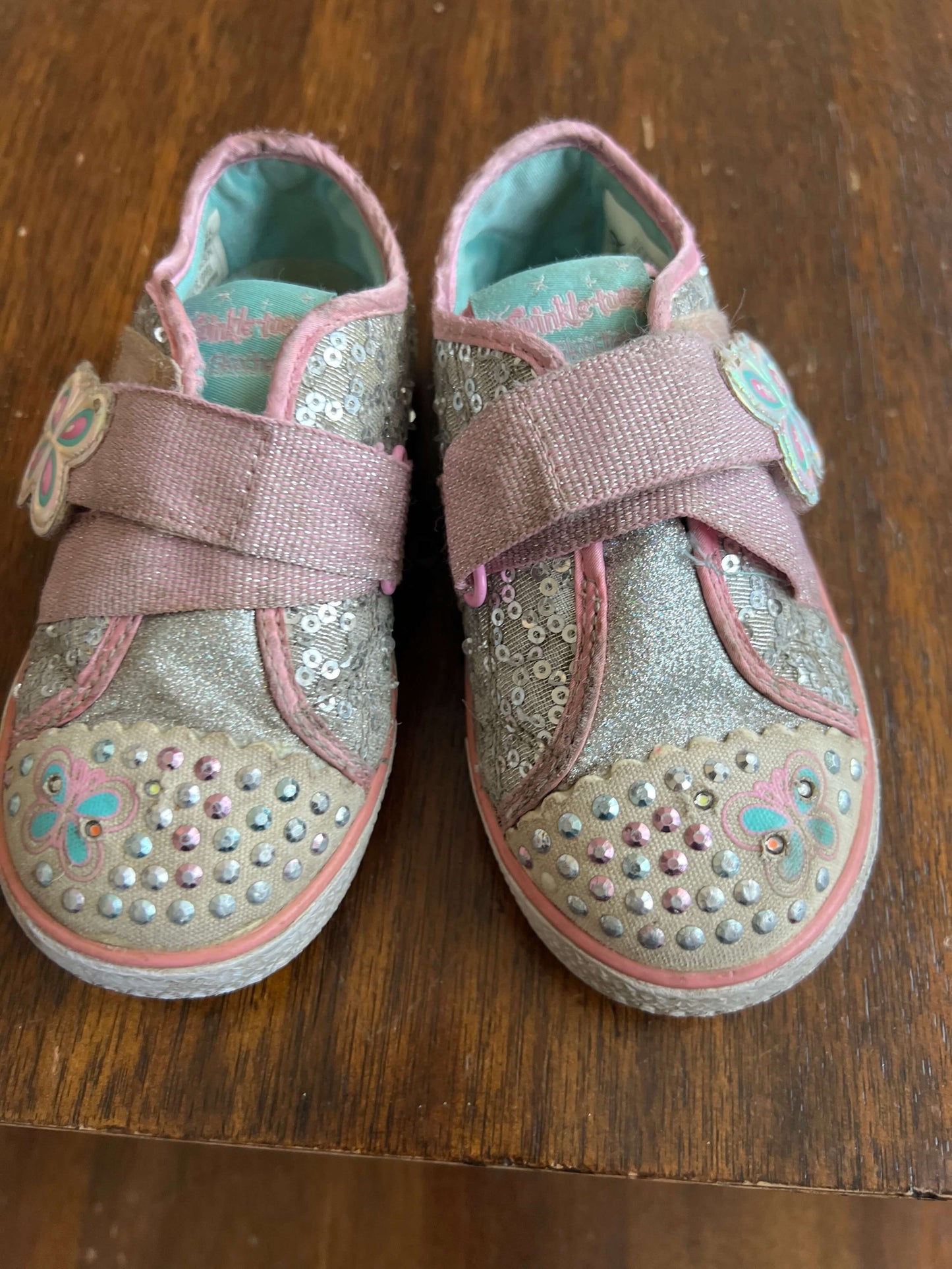 Sketchers light up runners size 7, Shoes 7 (Walkers:12-24 mth)