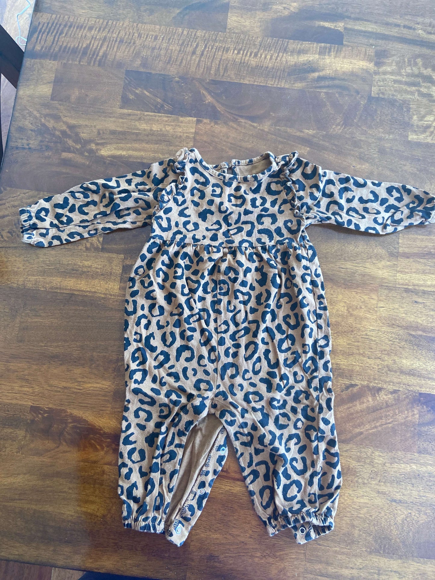 Three one-piece Rompers 12 months, Kids 12 Month (9-12M)